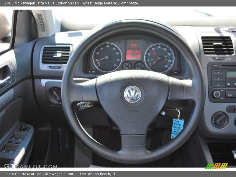 Wheat Beige Metallic / Anthracite 2005 Volkswagen Jetta Value Edition Sedan