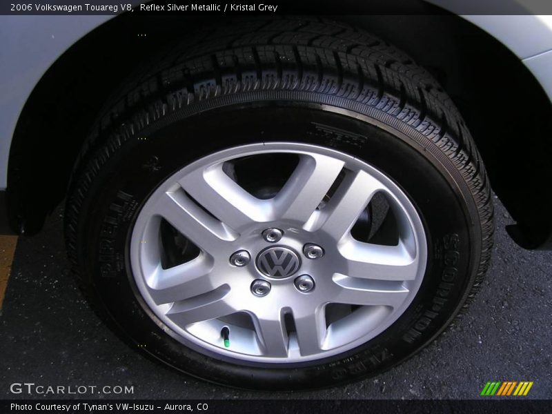 Reflex Silver Metallic / Kristal Grey 2006 Volkswagen Touareg V8