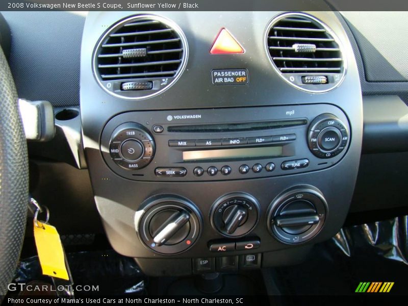 Sunflower Yellow / Black 2008 Volkswagen New Beetle S Coupe