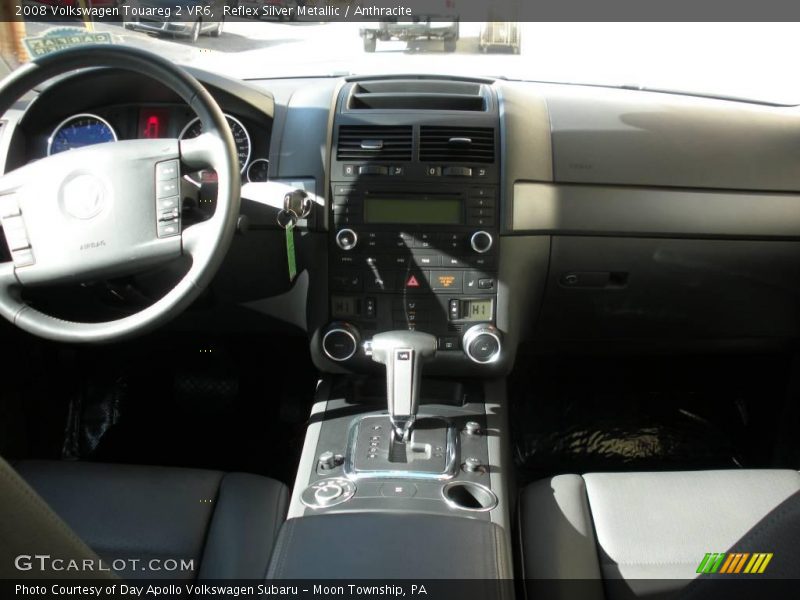 Reflex Silver Metallic / Anthracite 2008 Volkswagen Touareg 2 VR6