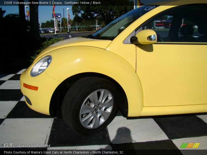 Sunflower Yellow / Black 2008 Volkswagen New Beetle S Coupe