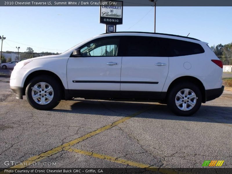 Summit White / Dark Gray/Light Gray 2010 Chevrolet Traverse LS