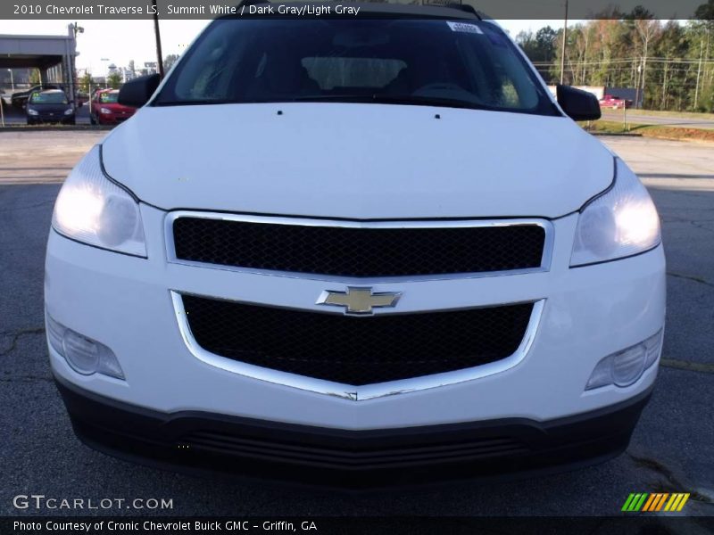 Summit White / Dark Gray/Light Gray 2010 Chevrolet Traverse LS