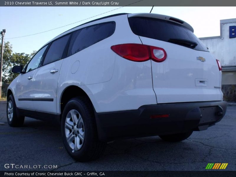 Summit White / Dark Gray/Light Gray 2010 Chevrolet Traverse LS