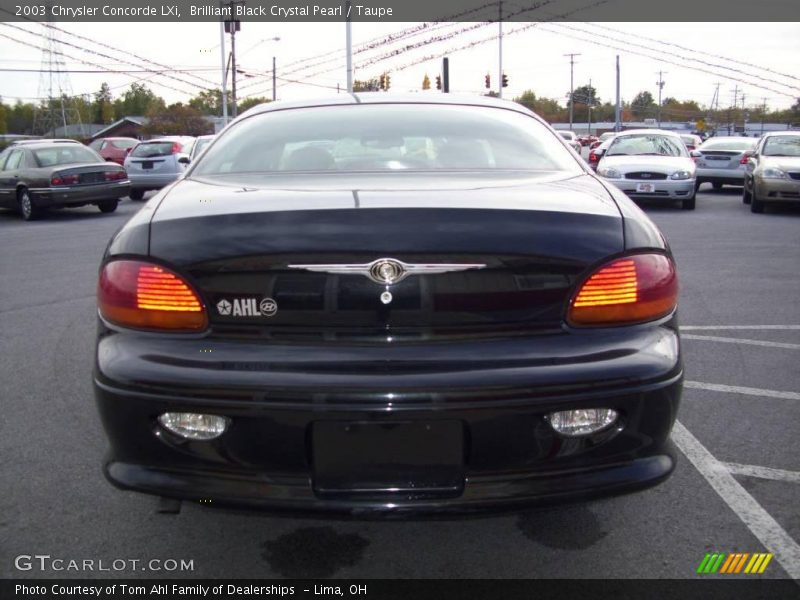 Brilliant Black Crystal Pearl / Taupe 2003 Chrysler Concorde LXi