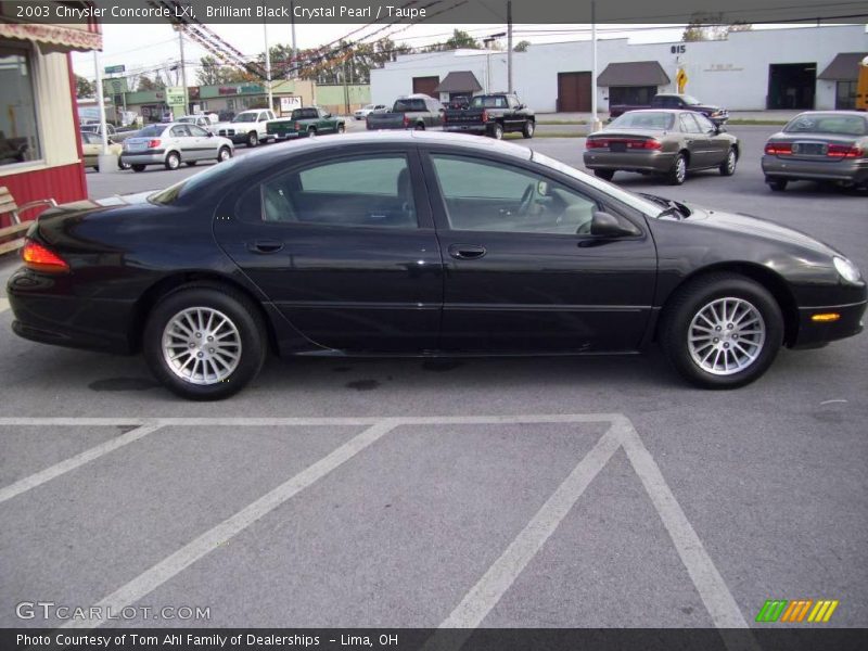 Brilliant Black Crystal Pearl / Taupe 2003 Chrysler Concorde LXi