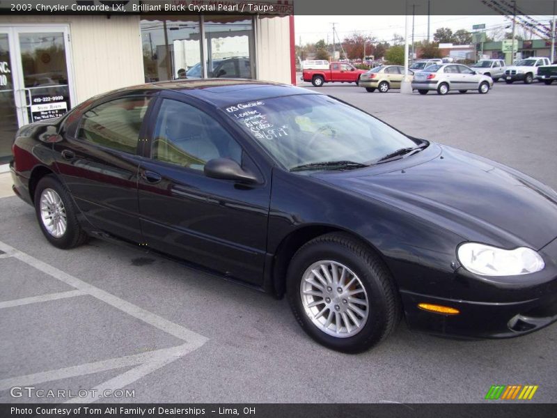 Brilliant Black Crystal Pearl / Taupe 2003 Chrysler Concorde LXi