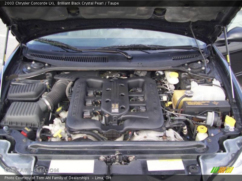 Brilliant Black Crystal Pearl / Taupe 2003 Chrysler Concorde LXi