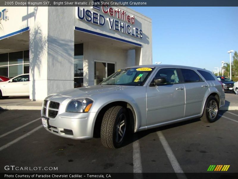Bright Silver Metallic / Dark Slate Gray/Light Graystone 2005 Dodge Magnum SXT