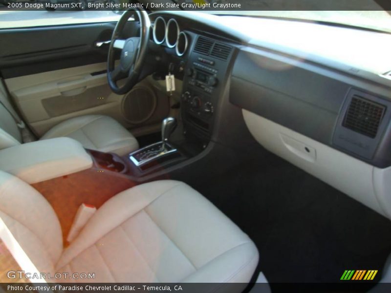 Bright Silver Metallic / Dark Slate Gray/Light Graystone 2005 Dodge Magnum SXT