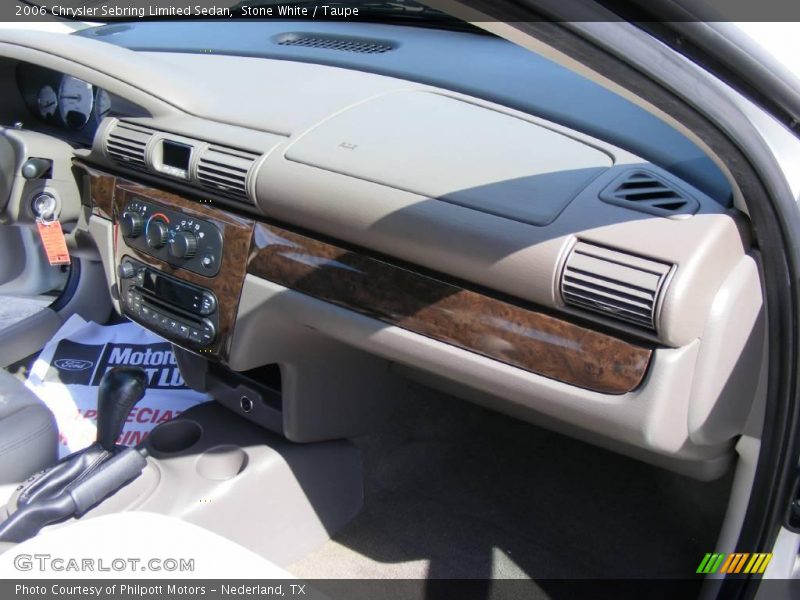 Stone White / Taupe 2006 Chrysler Sebring Limited Sedan