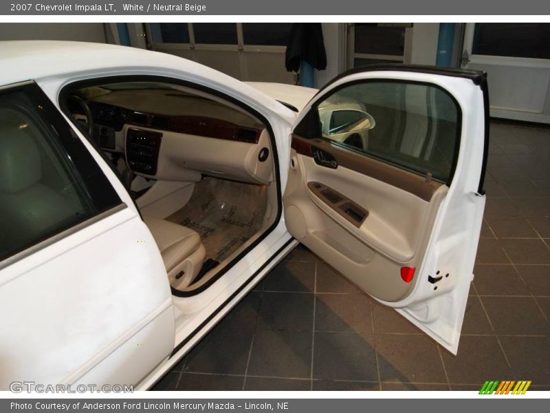 White / Neutral Beige 2007 Chevrolet Impala LT
