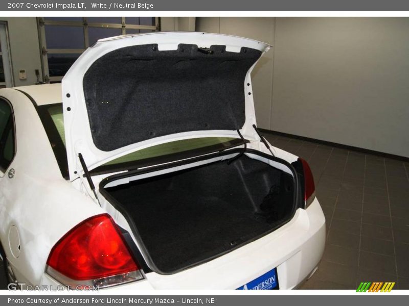 White / Neutral Beige 2007 Chevrolet Impala LT