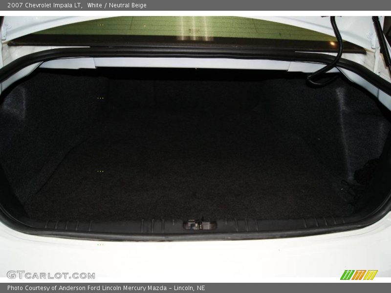 White / Neutral Beige 2007 Chevrolet Impala LT