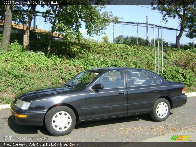  1995 Avalon XL Black