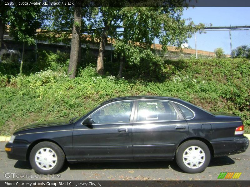  1995 Avalon XL Black
