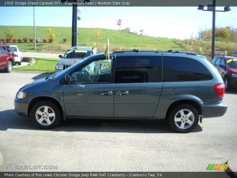 Magnesium Pearl / Medium Slate Gray 2005 Dodge Grand Caravan SXT