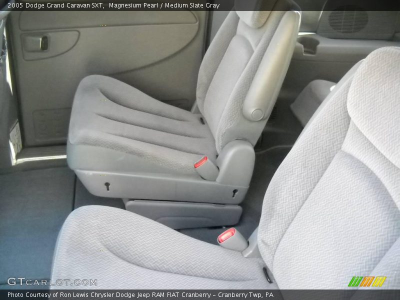 Magnesium Pearl / Medium Slate Gray 2005 Dodge Grand Caravan SXT