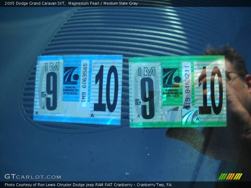 Magnesium Pearl / Medium Slate Gray 2005 Dodge Grand Caravan SXT