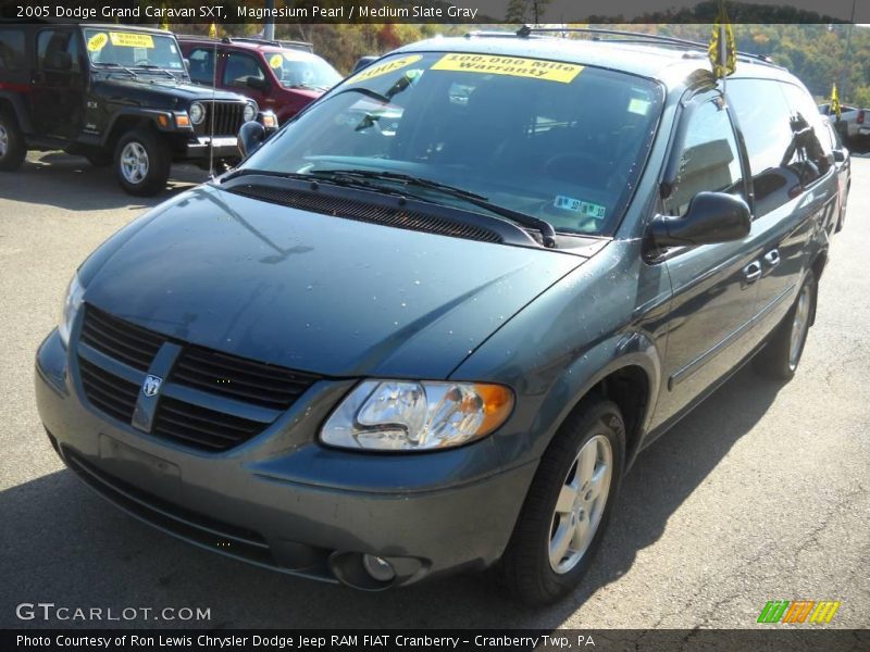 Magnesium Pearl / Medium Slate Gray 2005 Dodge Grand Caravan SXT