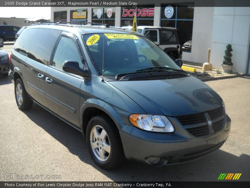 Magnesium Pearl / Medium Slate Gray 2005 Dodge Grand Caravan SXT