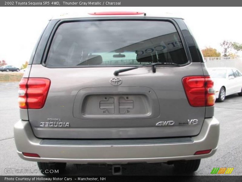Thunder Gray Metallic / Charcoal 2002 Toyota Sequoia SR5 4WD