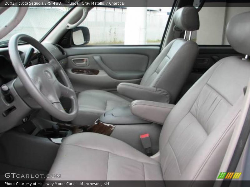 Thunder Gray Metallic / Charcoal 2002 Toyota Sequoia SR5 4WD