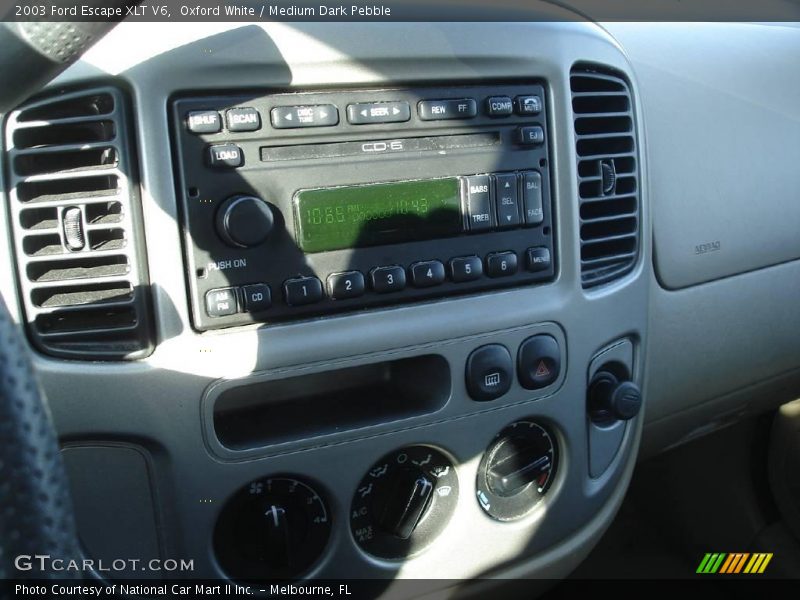 Oxford White / Medium Dark Pebble 2003 Ford Escape XLT V6