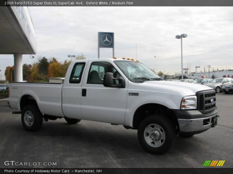 Oxford White / Medium Flint 2006 Ford F350 Super Duty XL SuperCab 4x4