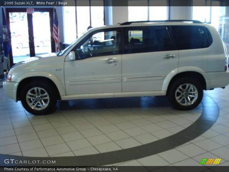 White Pearl / Beige 2006 Suzuki XL7