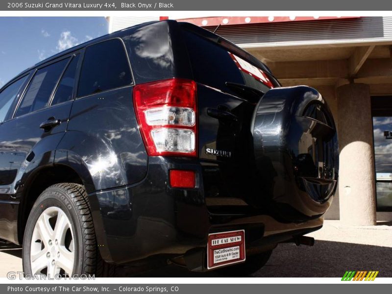 Black Onyx / Black 2006 Suzuki Grand Vitara Luxury 4x4