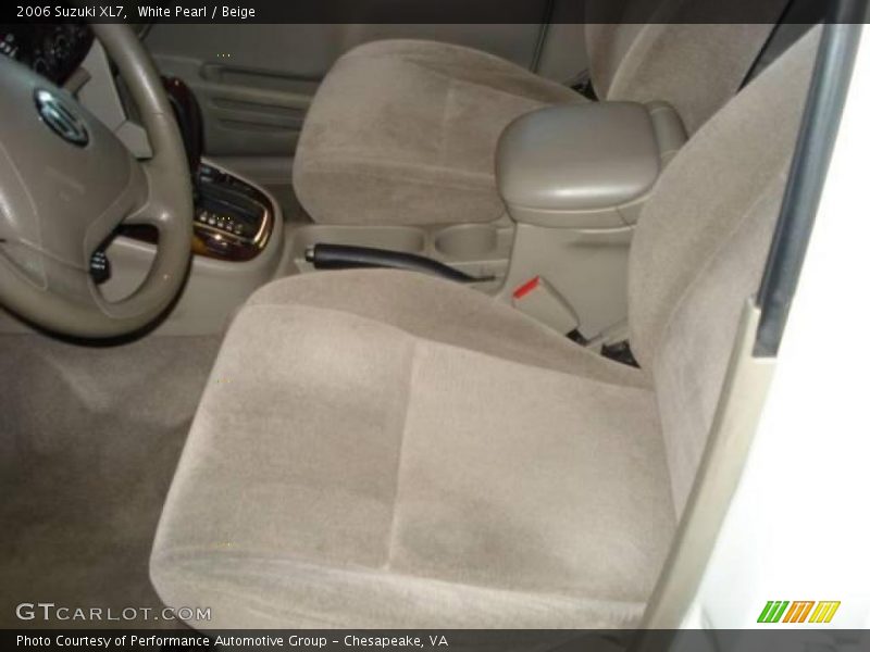 White Pearl / Beige 2006 Suzuki XL7