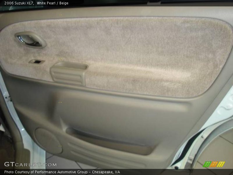 White Pearl / Beige 2006 Suzuki XL7