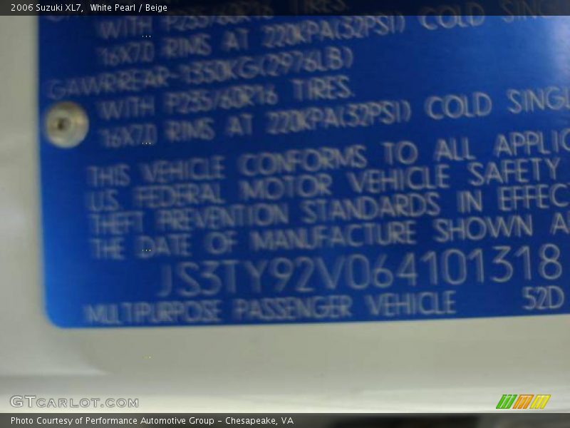 White Pearl / Beige 2006 Suzuki XL7