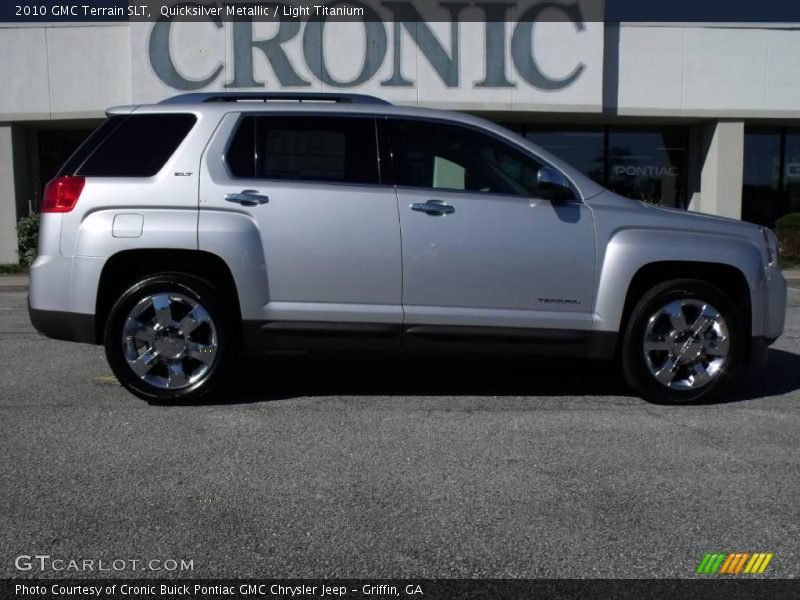 Quicksilver Metallic / Light Titanium 2010 GMC Terrain SLT