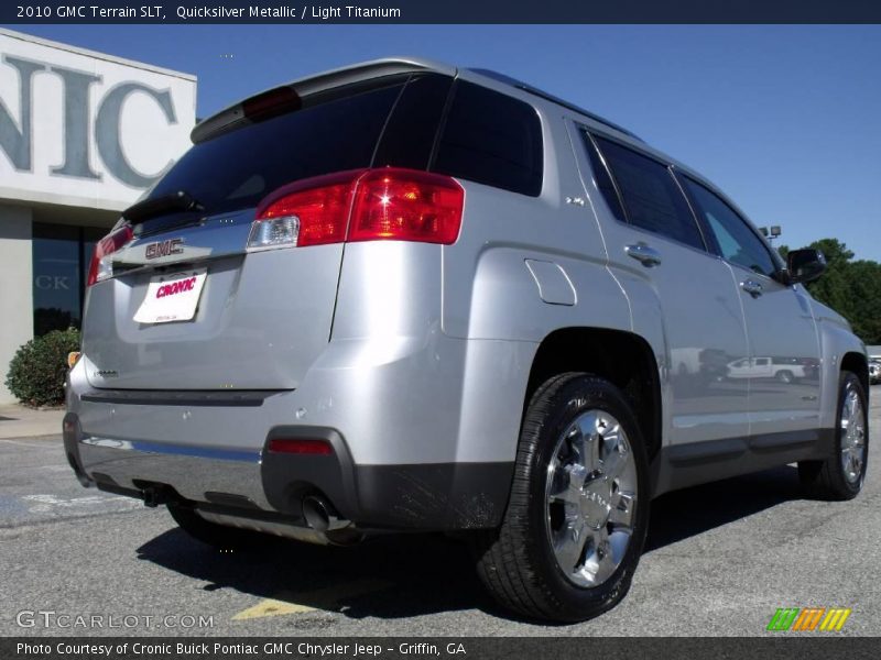 Quicksilver Metallic / Light Titanium 2010 GMC Terrain SLT