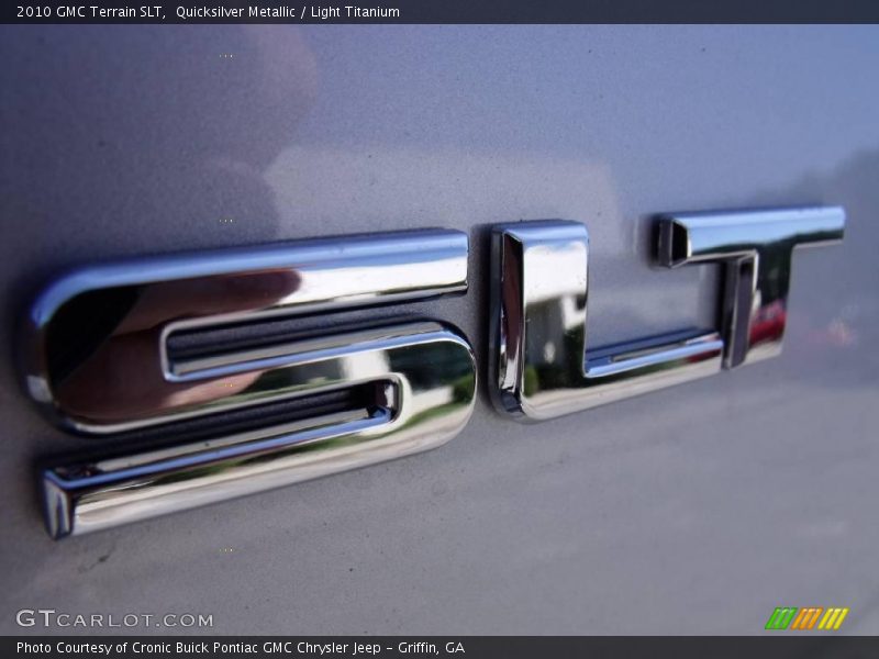 Quicksilver Metallic / Light Titanium 2010 GMC Terrain SLT