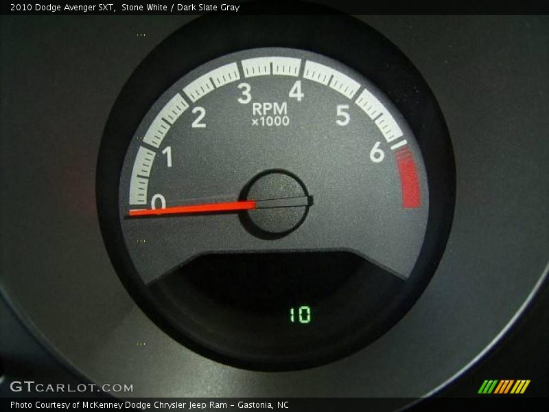 Stone White / Dark Slate Gray 2010 Dodge Avenger SXT