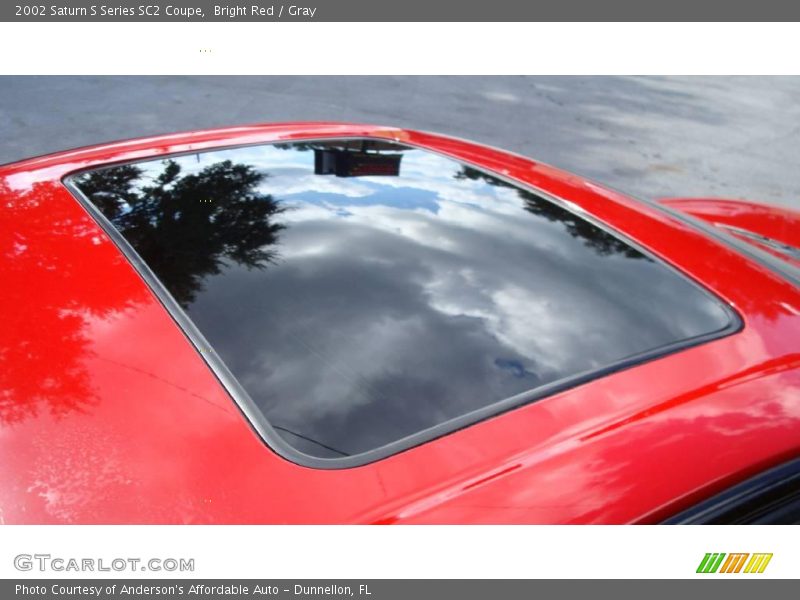 Bright Red / Gray 2002 Saturn S Series SC2 Coupe