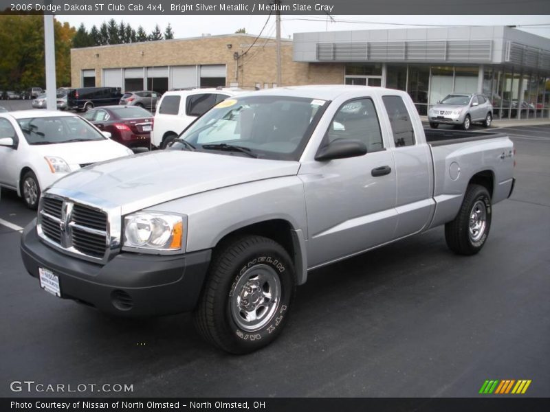 Bright Silver Metallic / Medium Slate Gray 2006 Dodge Dakota ST Club Cab 4x4
