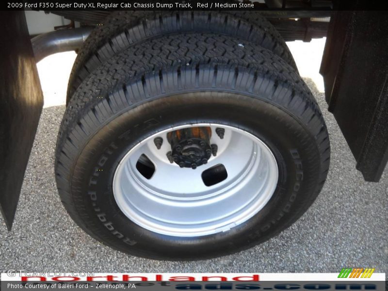 Red / Medium Stone 2009 Ford F350 Super Duty XL Regular Cab Chassis Dump Truck