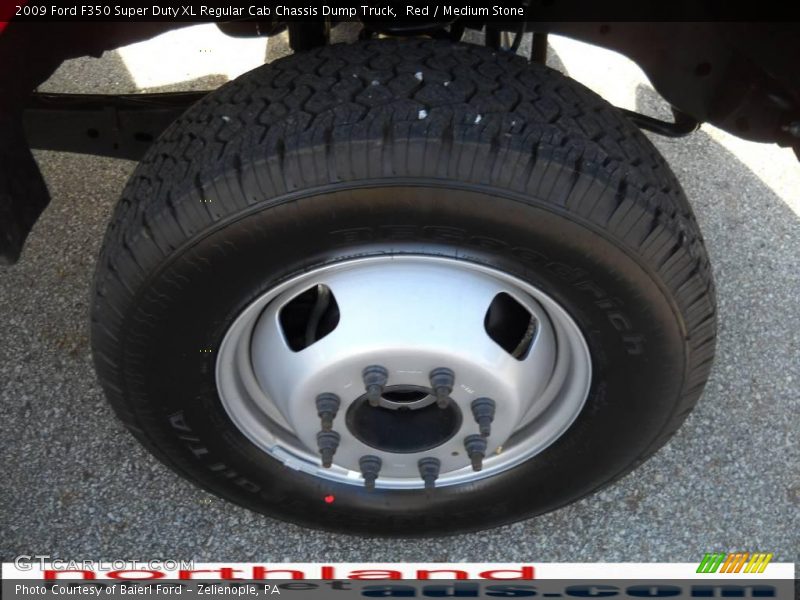 Red / Medium Stone 2009 Ford F350 Super Duty XL Regular Cab Chassis Dump Truck