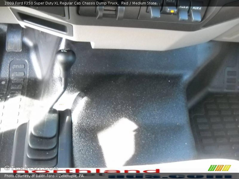 Red / Medium Stone 2009 Ford F350 Super Duty XL Regular Cab Chassis Dump Truck
