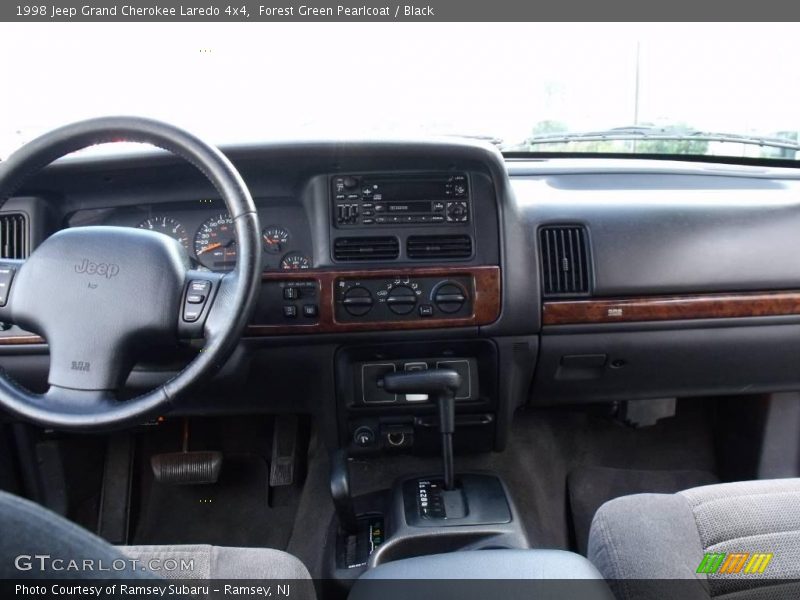 Forest Green Pearlcoat / Black 1998 Jeep Grand Cherokee Laredo 4x4