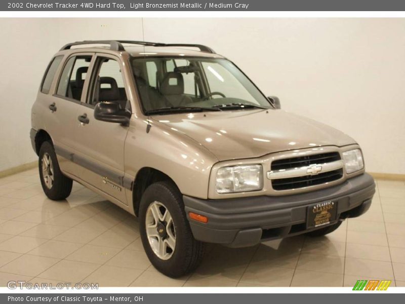 Light Bronzemist Metallic / Medium Gray 2002 Chevrolet Tracker 4WD Hard Top