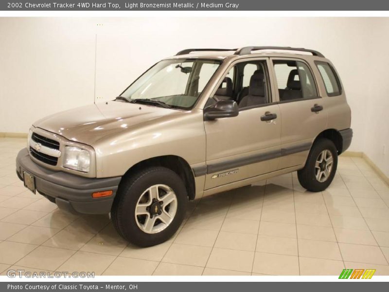 Light Bronzemist Metallic / Medium Gray 2002 Chevrolet Tracker 4WD Hard Top