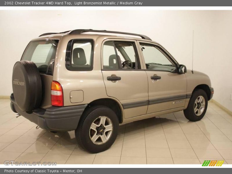 Light Bronzemist Metallic / Medium Gray 2002 Chevrolet Tracker 4WD Hard Top