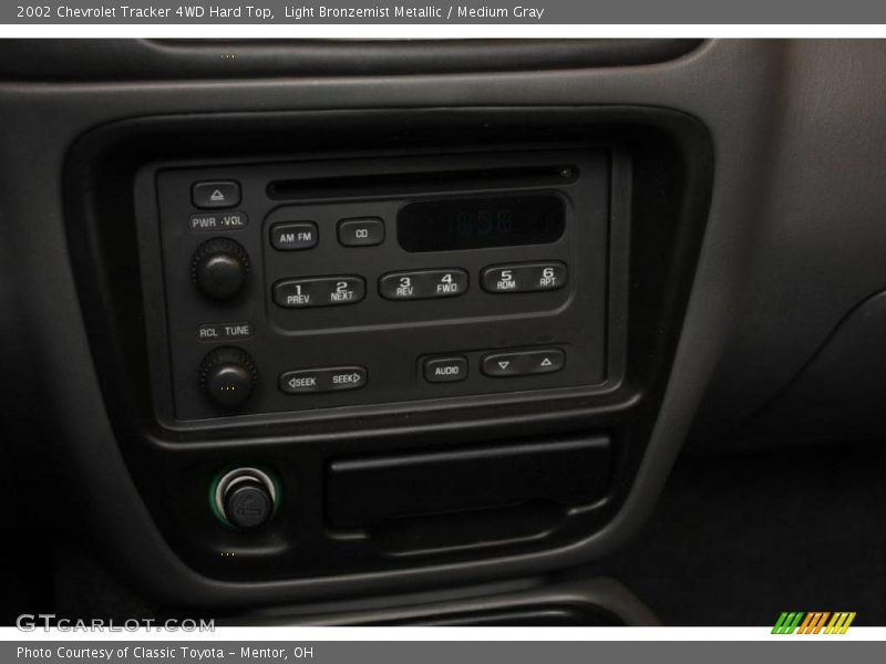 Light Bronzemist Metallic / Medium Gray 2002 Chevrolet Tracker 4WD Hard Top
