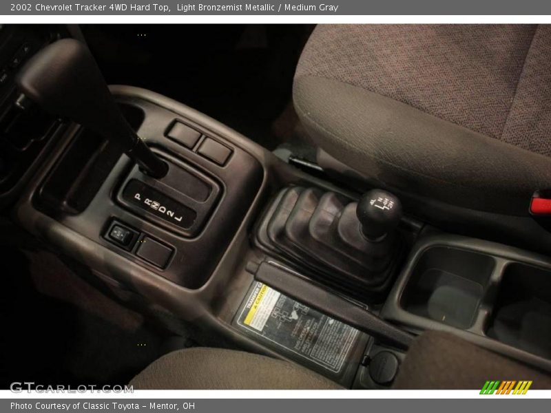 Light Bronzemist Metallic / Medium Gray 2002 Chevrolet Tracker 4WD Hard Top