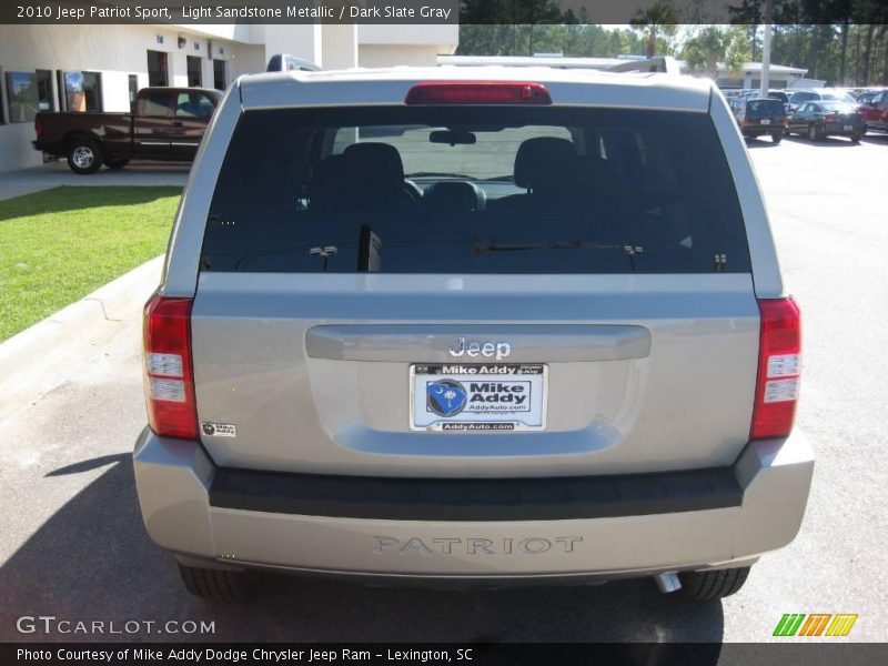 Light Sandstone Metallic / Dark Slate Gray 2010 Jeep Patriot Sport